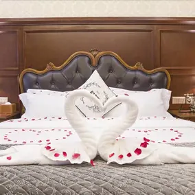 Yueting International Hotel - Image 2