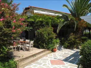 Ioli Apartments - Image 5