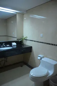 Chenzhou International Hotel - Image 5
