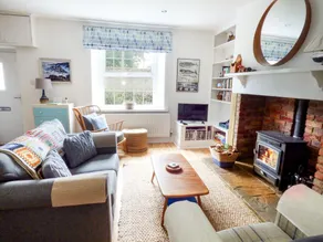 Corner Cottage - Image 2