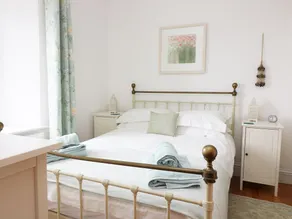 4 Coastguard Cottages - Image 5