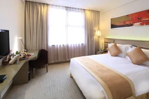 Ramada Plaza by Wyndham Shanghai Caohejing - Image 5