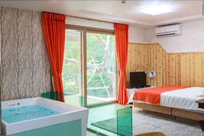 Gapyeong Maronie Spa Pension - Image 5