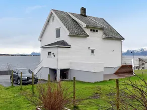 10 Person Holiday Home in Haramsøy - Image 5