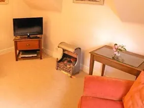 Brock Cottage - Image 4