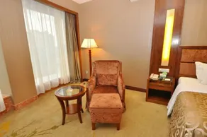 Oriental Royal Hotel - Image 4