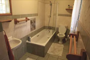 A Little Paradise Guest House And Spa - Image 4