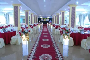 Anphaan Hotel Vinh - Image 4