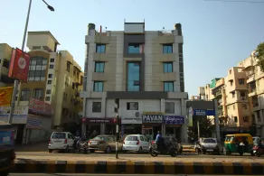OYO 900 Marshall The Grand Hotel - Image 3