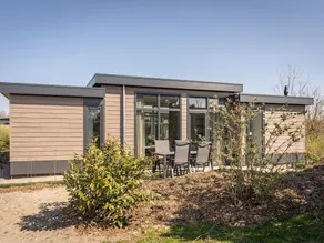 Modern Chalet With Dishwasher on Texel - Image 5