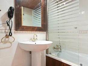 Plush Apartment in Gudar With Heating - Image 4