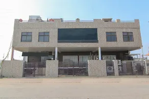 Hotel Crossroad - Image 2