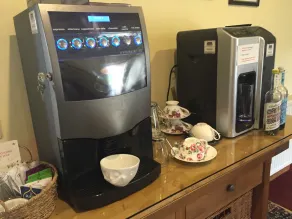 Lowe Farm Bed and Breakfast - Image 3