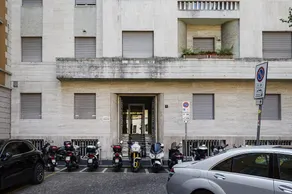 Renovated Penthouse Duomo & Via Torino - Image 4
