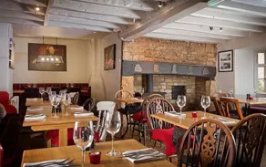 The Churchill Arms - Image 2