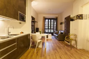 Apartamentos Picasso Suites Málaga - Image 4