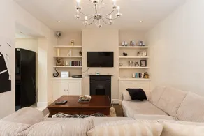 3 Bedroom House In Central Wimbledon - Image 2