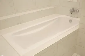 Crown Crystal Hotel - Image 4