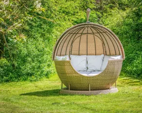 Swan Lodge With Hot Tub, Sauna and Treatments - Image 3