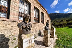 Ksenonas Souliou - Image 5