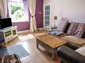 Distillery Cottages - Image 4