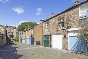 Altido Charming mews flat near the Dean Bridge - Image 5