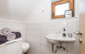 Nice Home in Zastenice With Wifi, 2 Bedrooms and Outdoor Swimming Pool - Image 2