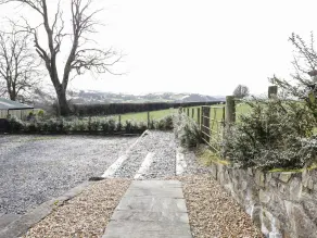 Bwthyn Clychau'r Gog - Image 3