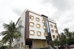 Hotel Raj Residency - Image 3