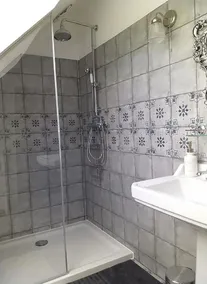 Chic Villa in La Chapelle-blanche-saint-martin With Jacuzzi - Image 3
