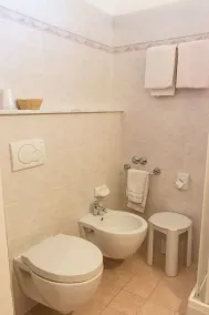 Hotel Nanda - Image 2
