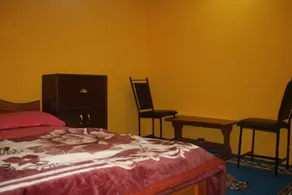 Hotel Red Rose - Image 2