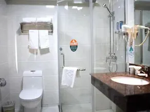 GreenTree Inn Nantong Middle Renming Road Dongjing International Express Hotel - Image 2