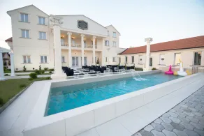 B&B Villa Palace - Image 3