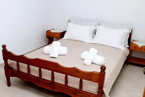 Nefeli's traditional suite no.12 - Image 4