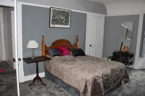 The Victorian House B&B - Image 2