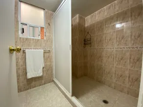 G K Suites Duraznos - Image 2