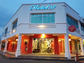 Hotel Fifty Seven - Image 3
