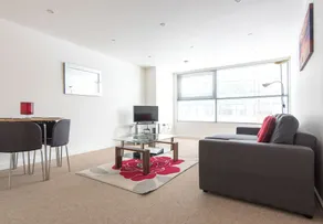 Hamilton Grace - Paramount Apartments - Image 3