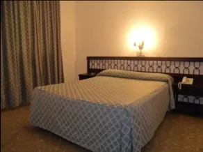 Hostal Ronda - Image 2