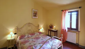 We Tuscany - Wine Tasting Country Cottage - Image 2