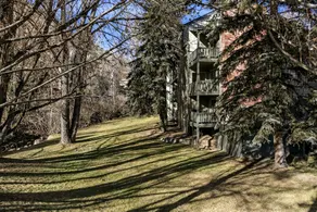 9 Sandstone70 3 Bedroom Condo by RedAwning - Image 3