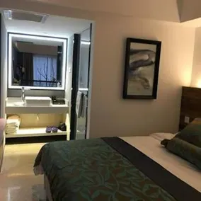 Puhe Hotel (Bozhou Municipal Government Branch) - Image 2