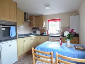 Hunters Lodge - Image 5