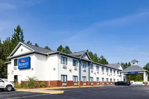 Baymont Inn & Suites Jesup - Image 3