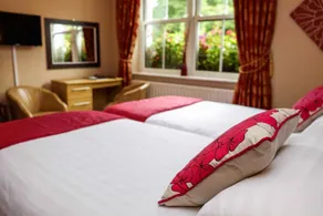 Glenburn Hotel - Image 2