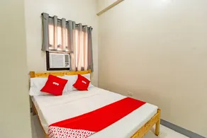 OYO 731 P3k Suites 1 - Image 2