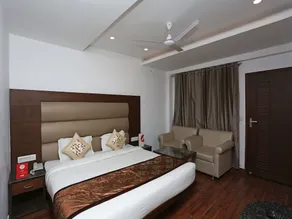 Hotel Aashna By OYO Rooms - Image 4