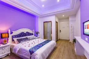Mew Expression Inn - Image 5