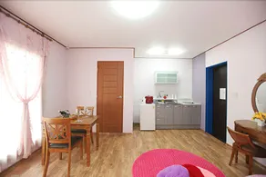 Yangpyeong Pink House Pension - Image 4